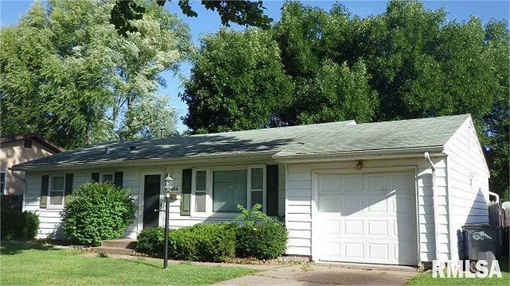 1934 Glenn St, Bettendorf, IA 52722 Zillow