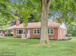 2246 Sams Creek Rd, Westminster, MD 21157