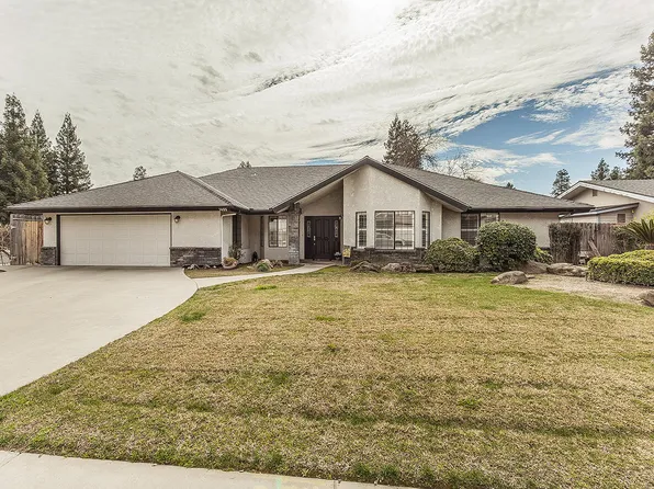 1405 W Flora Avenue, Reedley, CA 93654