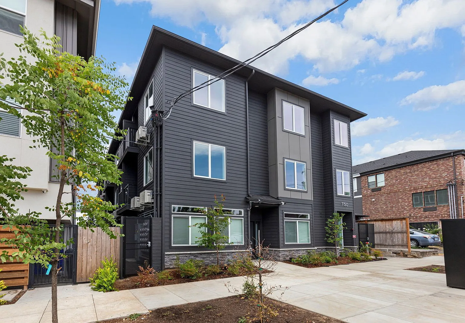 1 bed, 1.0 bath, 515 sqft, $1,350 — Photo 1