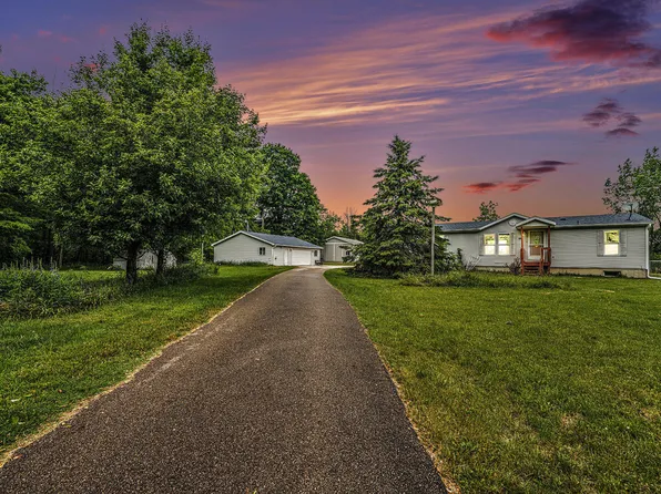 3093 104th Ave, Allegan, MI 49010