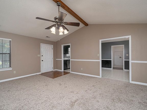 5th image of 102 Silverstone Cir