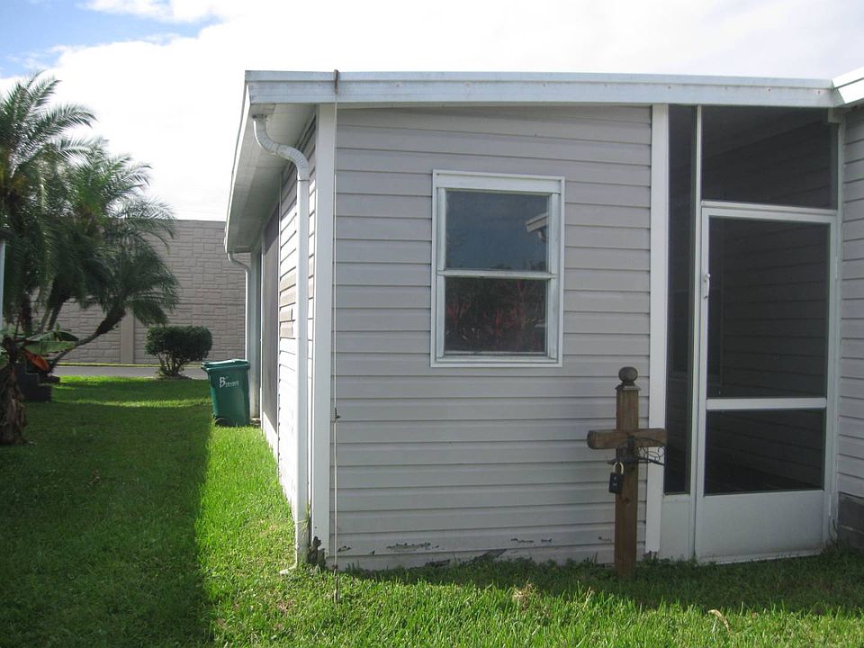 1st image of 612 Waveside Dr
