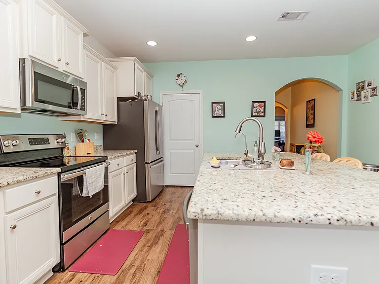 668 Teal St — Photo 13