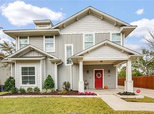 409 Live Oak St, College Station, TX 77840