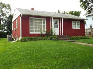 535 Commercial St, Strawberry Point, IA 52076