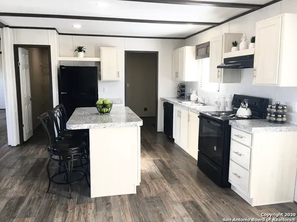 329 County Road 5632, Castroville, TX 78009