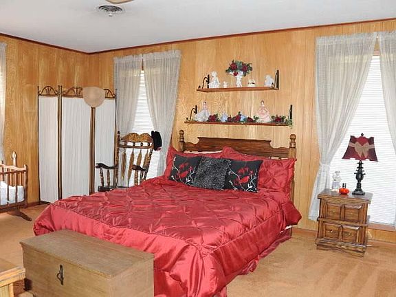 5th image of 118 Estate Dr