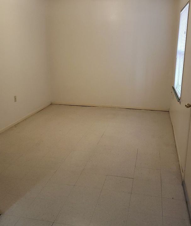 1st image of 170 S K St #929215FD1
