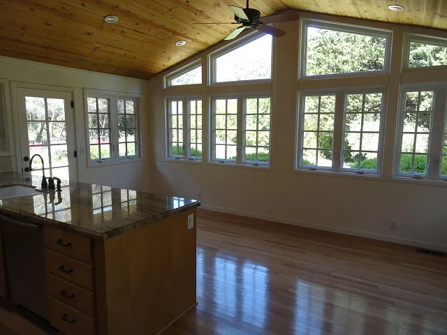 21 Village Dr — Photo 4
