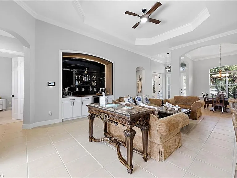 9024 Maverick Ct — Photo 11