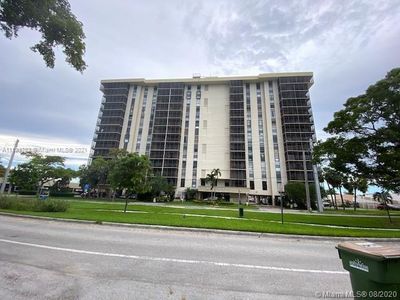 2500 NE 135th St #B1208, North Miami, FL, 33181