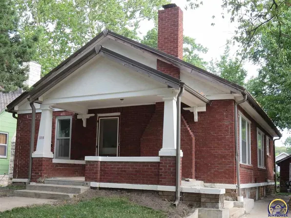 1016 Thurston St, Manhattan, KS 66502