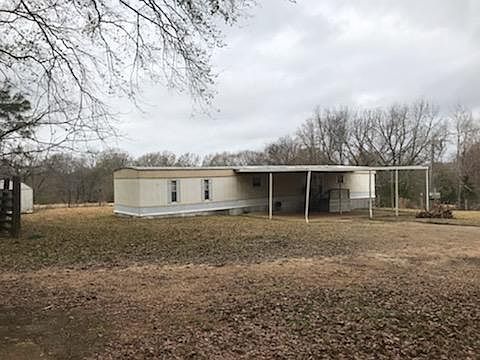 2nd image of 1135 Magnolia Rd