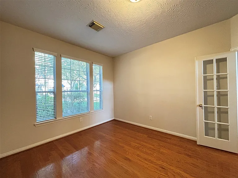4906 Mountain Frk — Photo 16