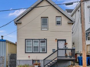 9 C St #2, Portland, ME 04102