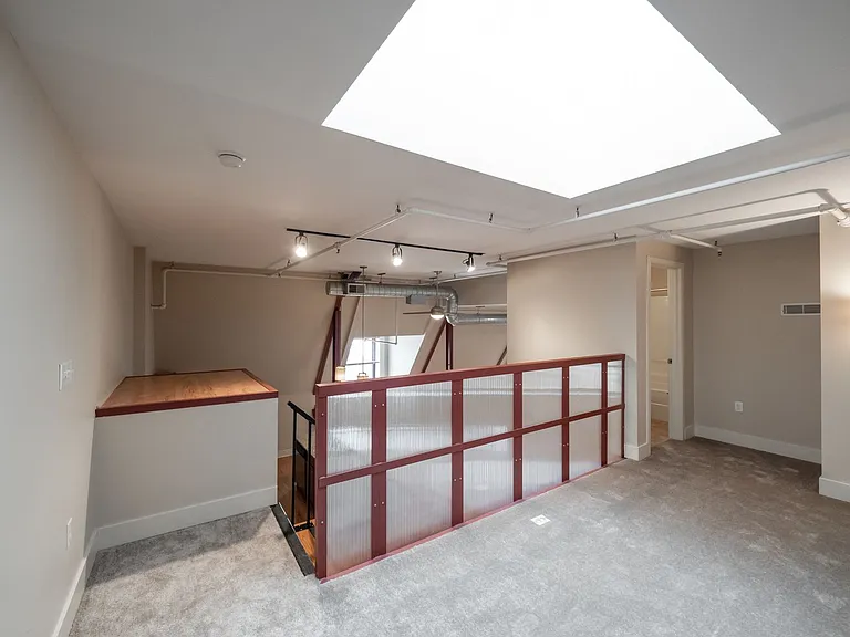 Fifth Avenue School Lofts — Photo 66