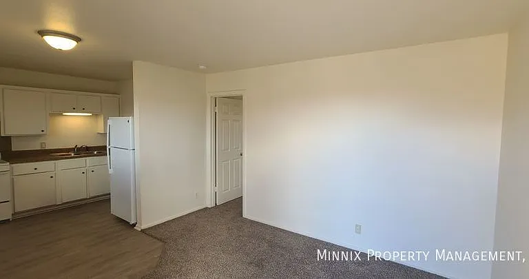 711 S Austin Ave #105 — Photo 13
