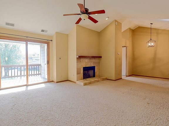 3rd image of 743 Cottonwood Ct #29-C