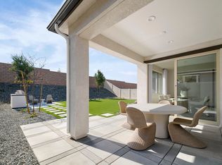 25408 Violane Dr, Menifee, CA 92585