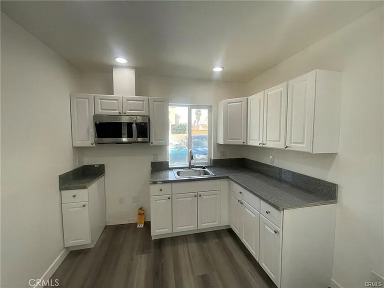 39312 Dunbar St #B — Photo 10