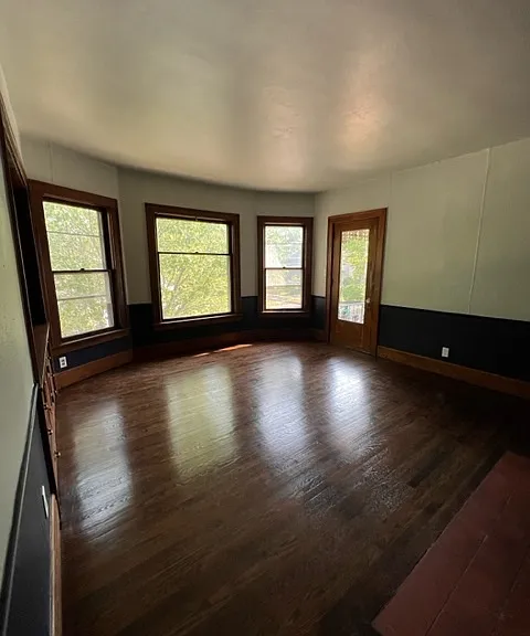 1445 College Ave — Photo 2