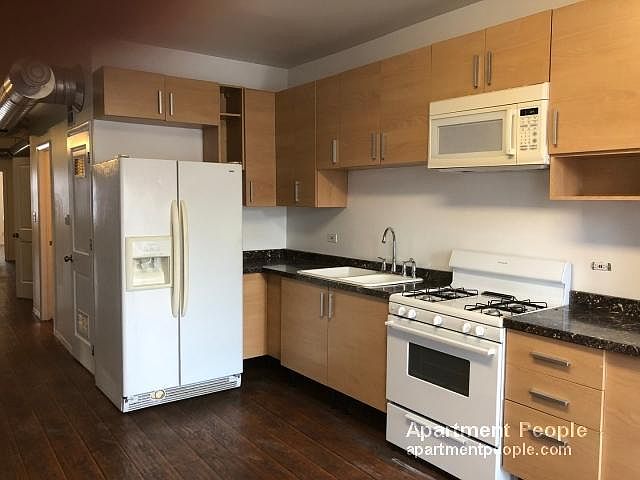 1st image of 4718 N Kedzie Ave #2
