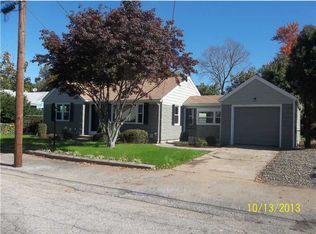 22 Hatherly St, North Providence, RI 02911
