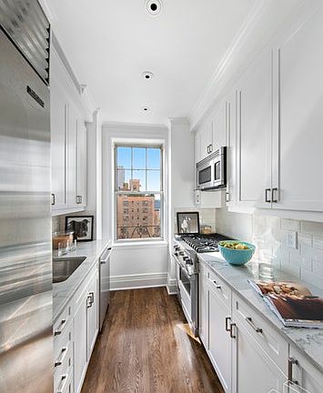 3rd image of 310 W End Ave #16B