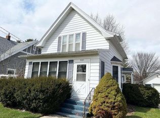 402 W Mackie St, Beaver Dam, WI 53916