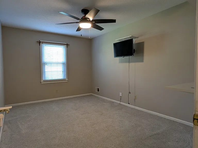 1st Guest Bedroom
