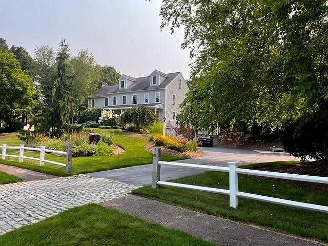 1st image of 69 Fairview Ln