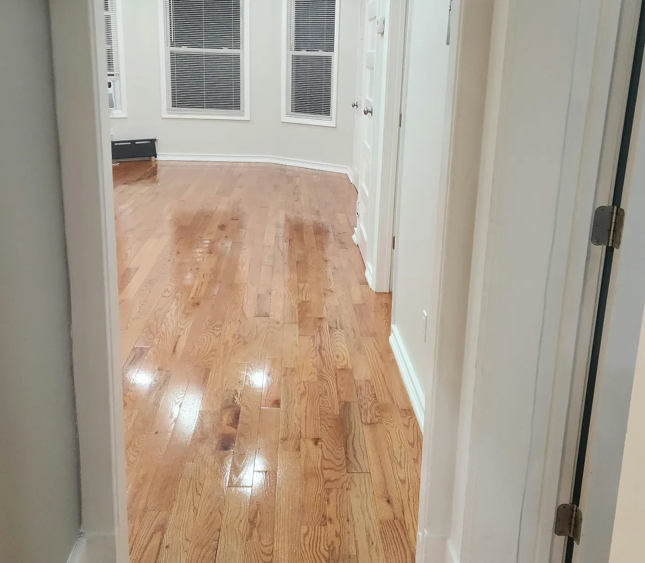 3 bed, $1,950 — Photo 4