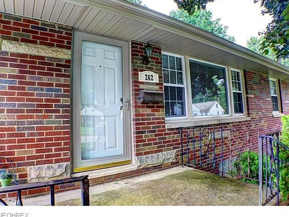 2nd image of 262 Morrison Ave