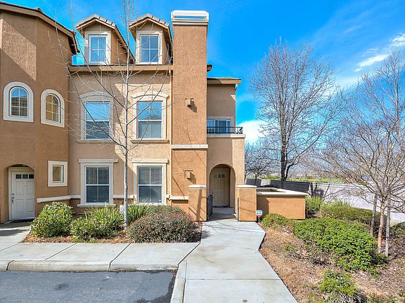 2nd image of 5438 Tares Cir