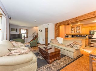 453 Charles St, Iselin, NJ 08830