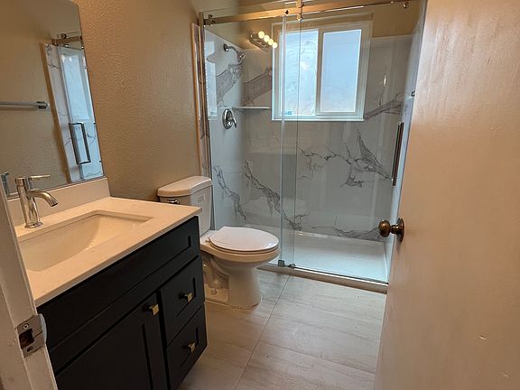 5th image of 223 Lock Ct