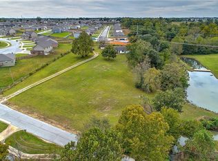 Town Vu Rd, Bentonville, AR 72712