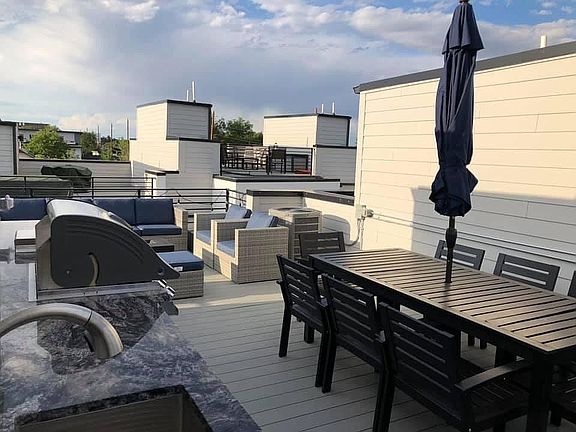 3rd image of 1274 N Quitman St #1