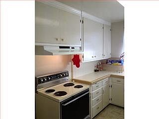 3rd image of 122 Manzanita Ave