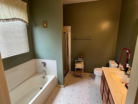 2nd image of 4261 Endeavor Dr Unit 204