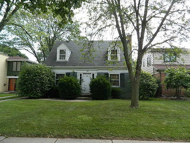1st image of 935 S Brainard Ave