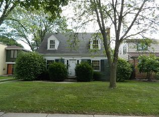 935 S Brainard Ave, La Grange, IL 60525