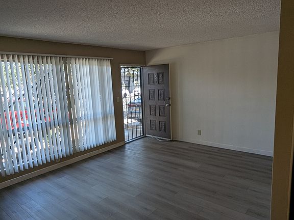 4th image of 2175 Cable St #2