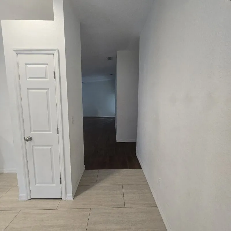 2 bed, 1300 sqft, $3,300 — Photo 4