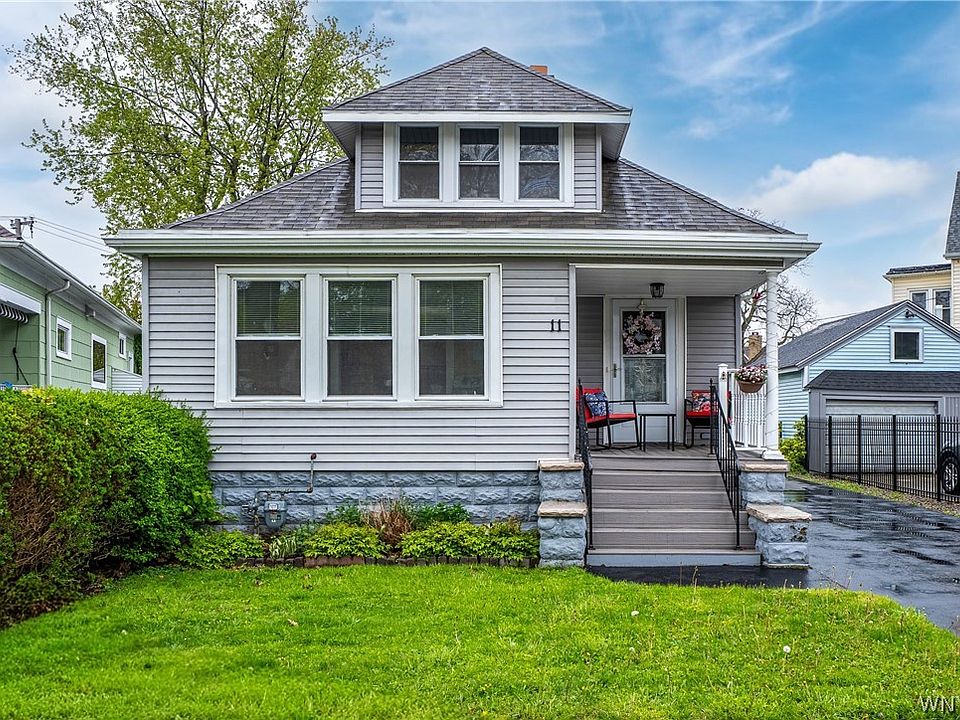 1st image of 11 Oakhurst Ave