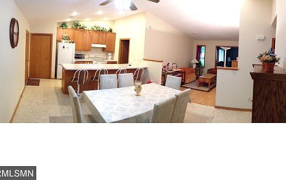 2nd image of 604 Boulevard Ave NE