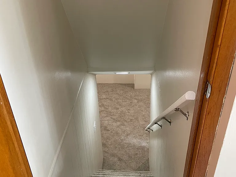 339 W Main St — Photo 5