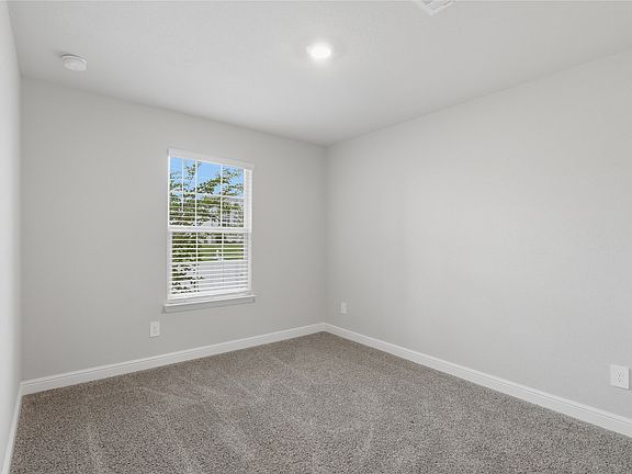 4th image of 1318 Boulder Dr
