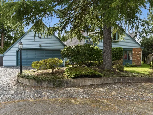 1156 Wedgewood Close, Qualicum Beach, BC V9K 1C6